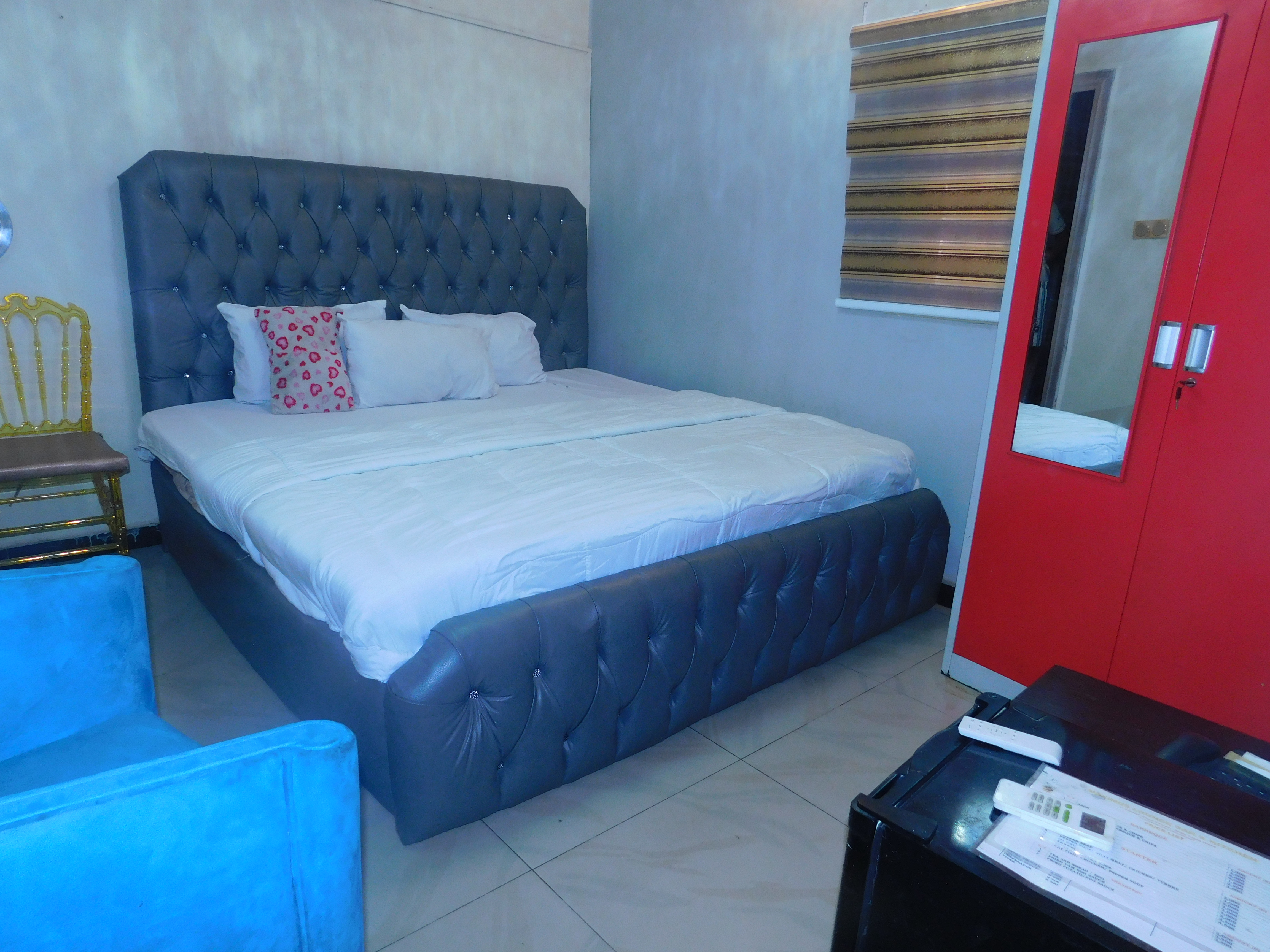 Royal Executive Suite - Maximus Hotel